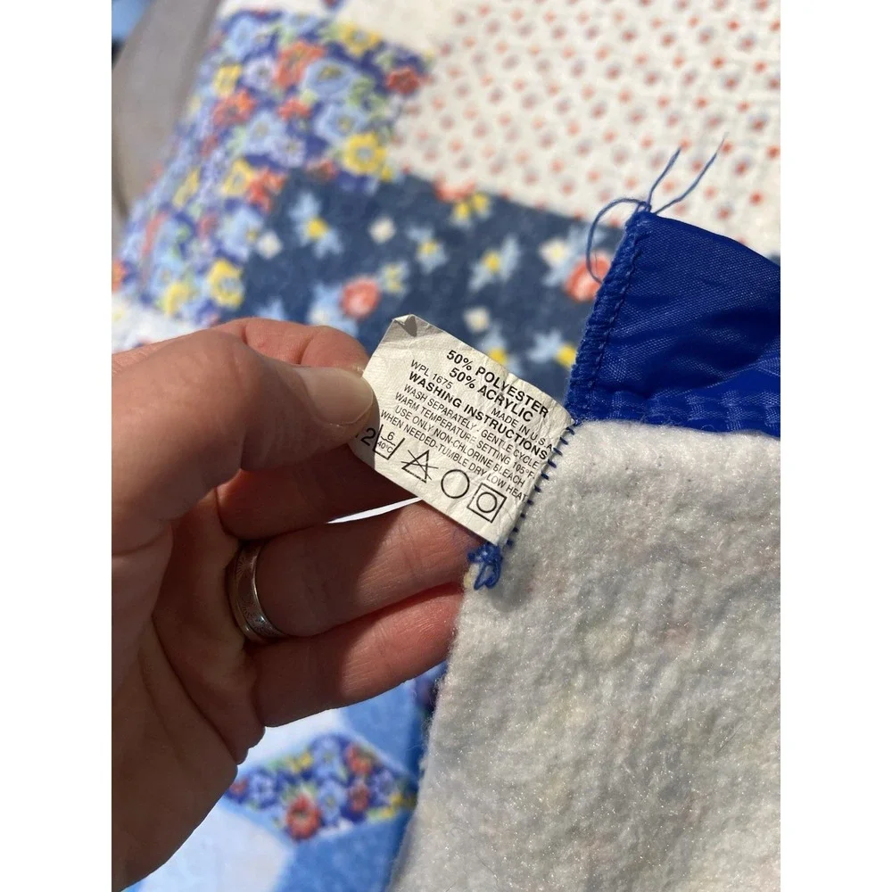 N/A vintage blanket